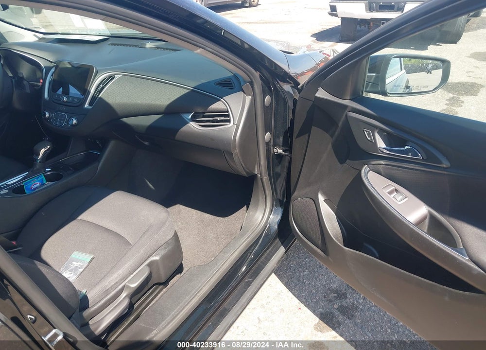 2022 CHEVROLET MALIBU FWD LT VIN: 1G1ZD5ST8NF116284