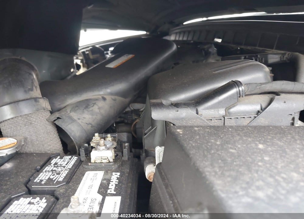 2010 HYUNDAI ELANTRA VIN: KMHDU4AD0AU870609
