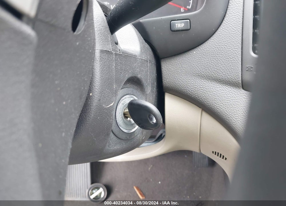 2010 HYUNDAI ELANTRA VIN: KMHDU4AD0AU870609