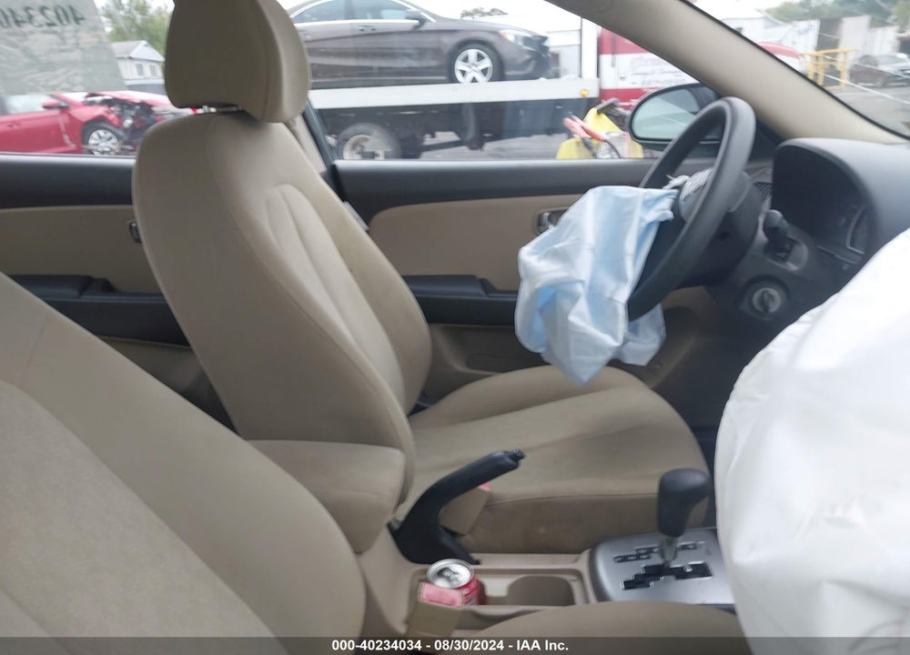 2010 HYUNDAI ELANTRA VIN: KMHDU4AD0AU870609