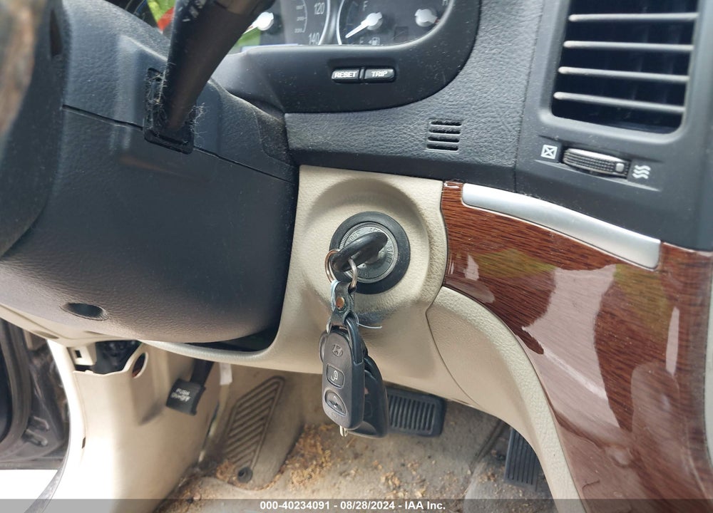 2007 HYUNDAI SANTA FE LIMITED/SE VIN: 5NMSH13E57H023623
