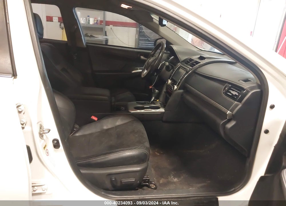 2014 TOYOTA CAMRY SE VIN: 4T1BF1FKXEU780610