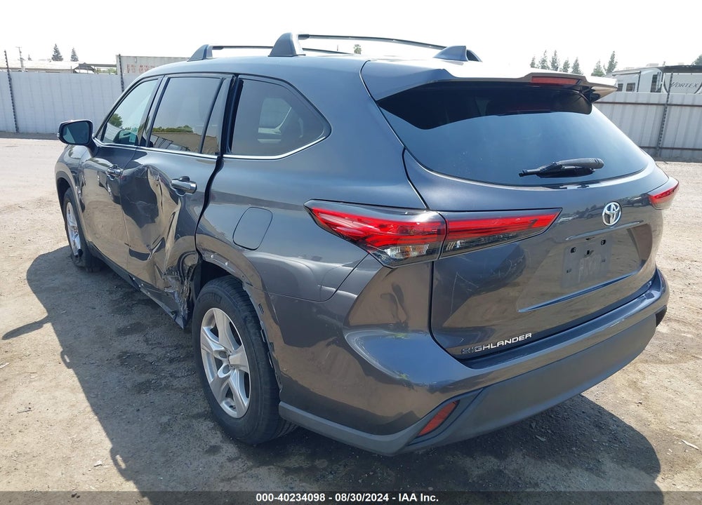 2020 TOYOTA HIGHLANDER LE VIN: 5TDZZRAHXLS026922