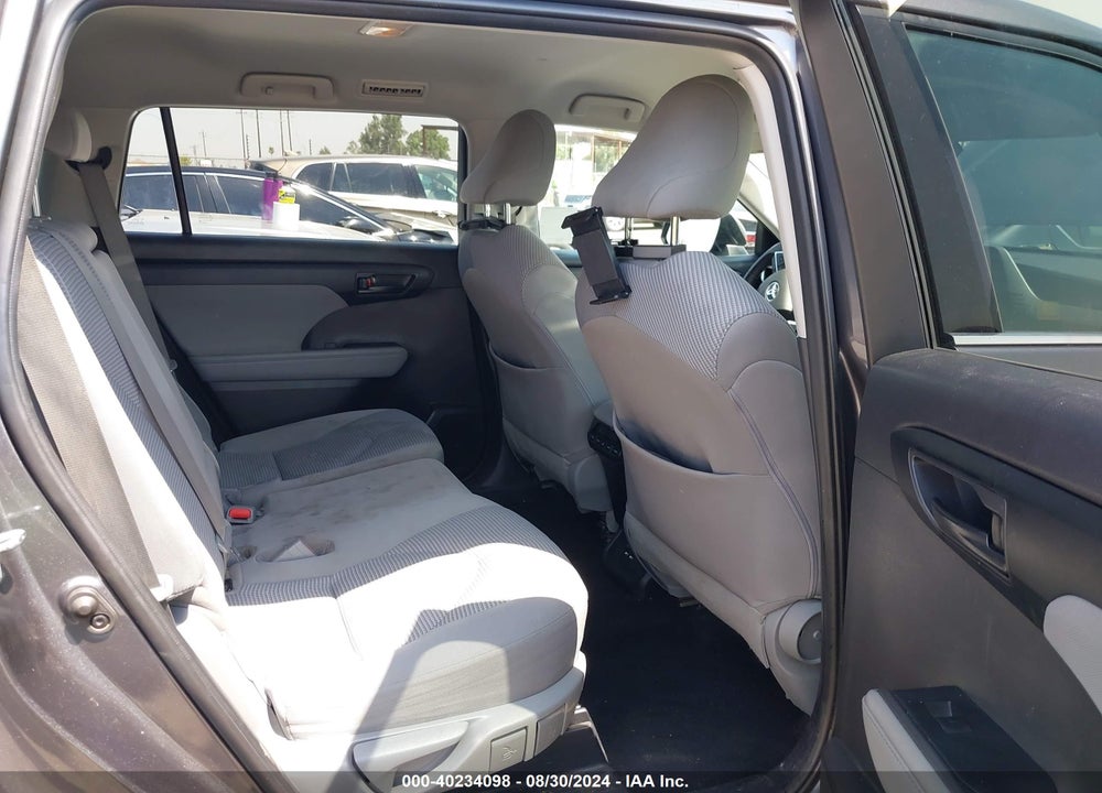 2020 TOYOTA HIGHLANDER LE VIN: 5TDZZRAHXLS026922