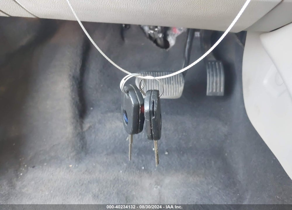 2014 FORD FOCUS SE VIN: 1FADP3F27EL152585