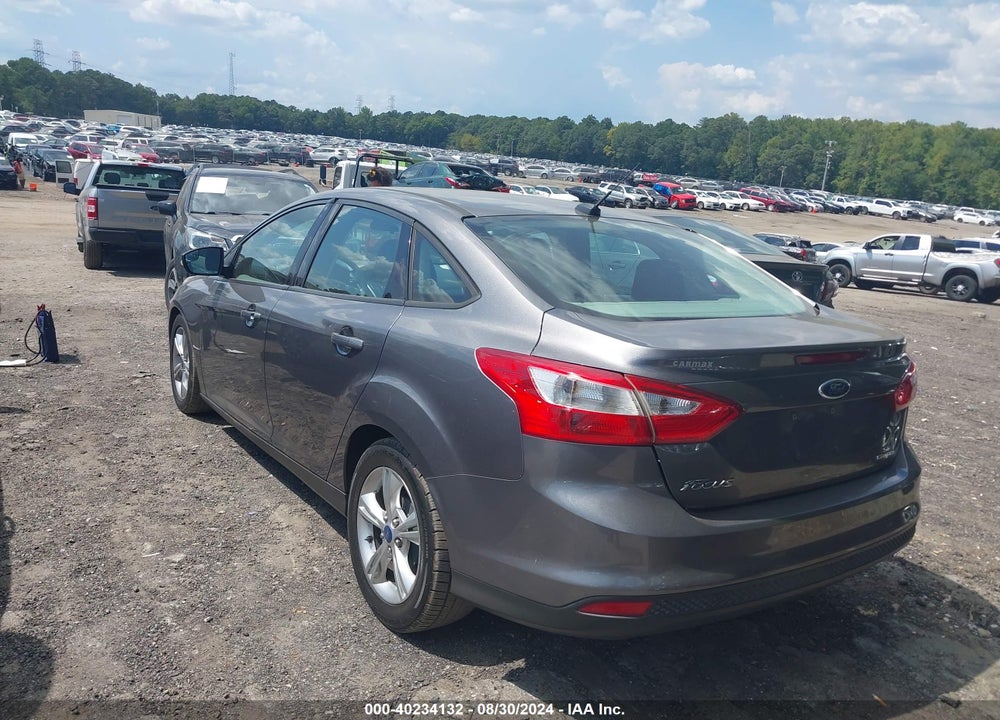 2014 FORD FOCUS SE VIN: 1FADP3F27EL152585