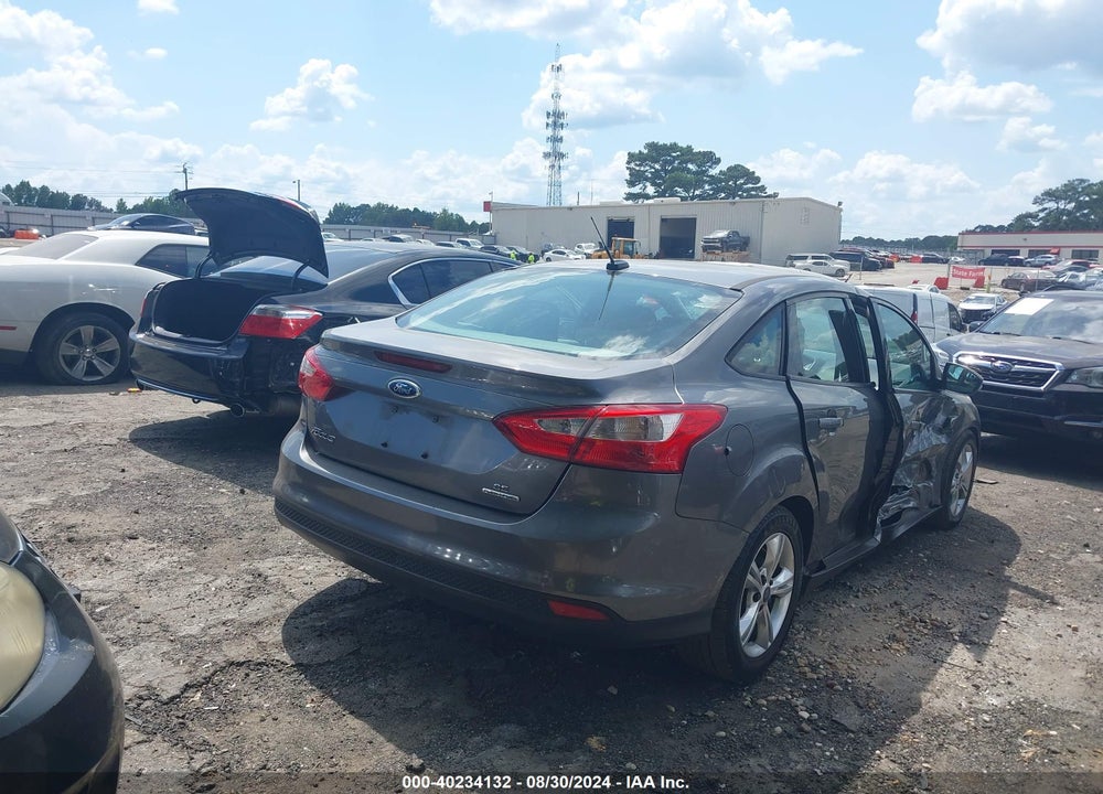 2014 FORD FOCUS SE VIN: 1FADP3F27EL152585