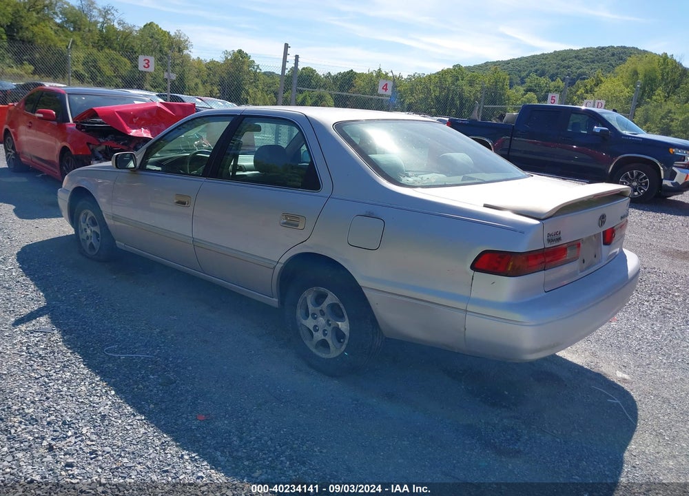 1998 TOYOTA CAMRY VIN: 4T1BG22KXWU196878