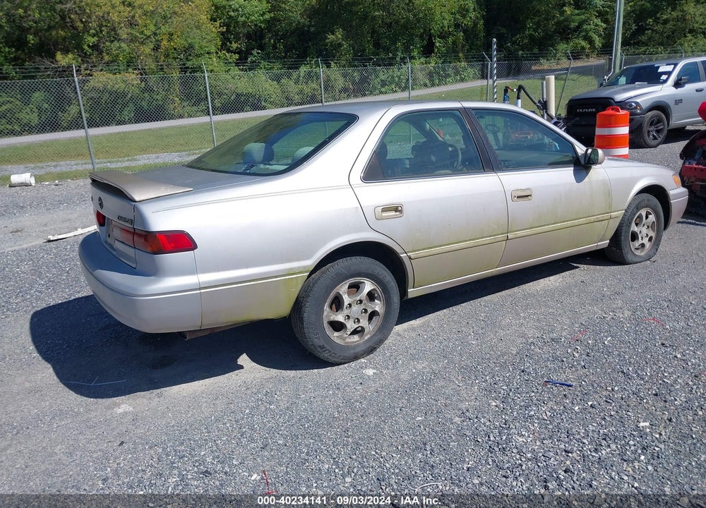 1998 TOYOTA CAMRY VIN: 4T1BG22KXWU196878