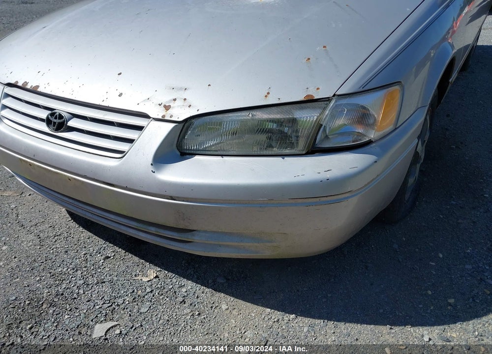 1998 TOYOTA CAMRY VIN: 4T1BG22KXWU196878