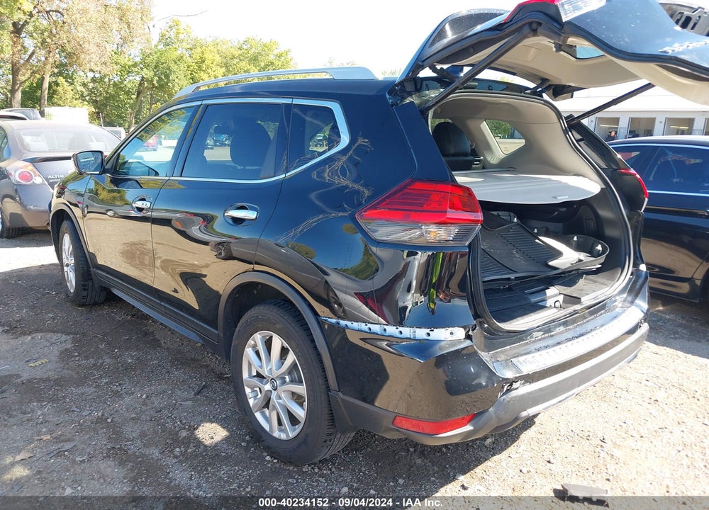 2017 NISSAN ROGUE SV VIN: 5N1AT2MV1HC738540