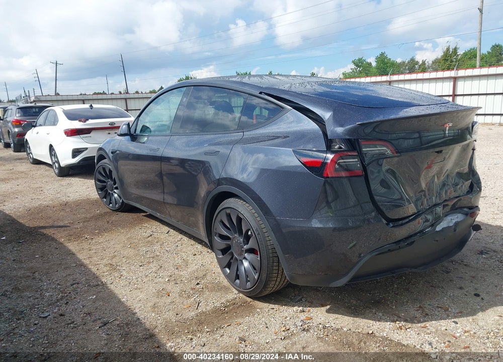 2024 TESLA MODEL Y PERFORMANCE DUAL MOTOR ALL-WHEEL DRIVE VIN: 7SAYGDEF6RA268441