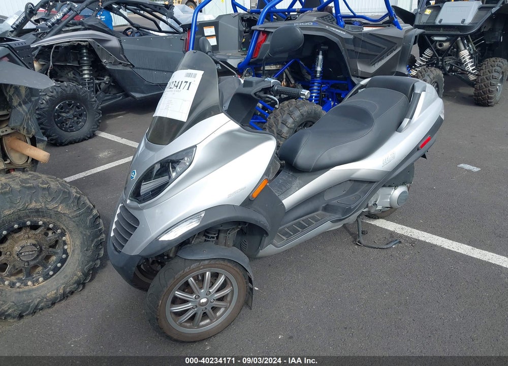 2009 PIAGGIO MP3 250 VIN: ZAPM479M195003816