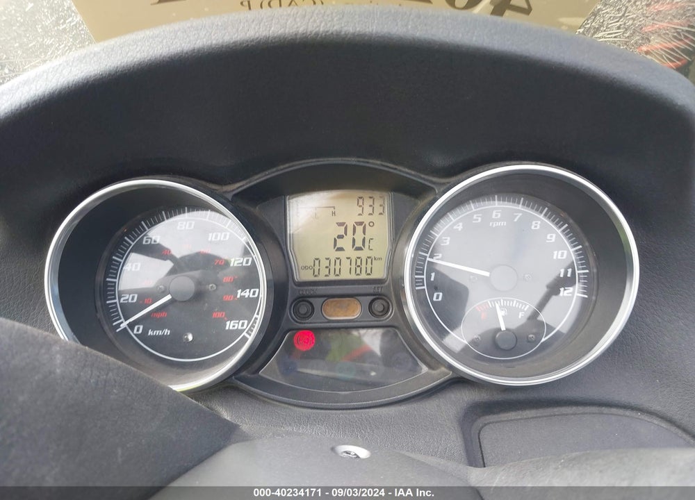 2009 PIAGGIO MP3 250 VIN: ZAPM479M195003816