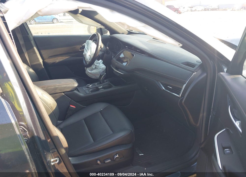 2019 CADILLAC XT4 SPORT VIN: 1GYFZER40KF220865