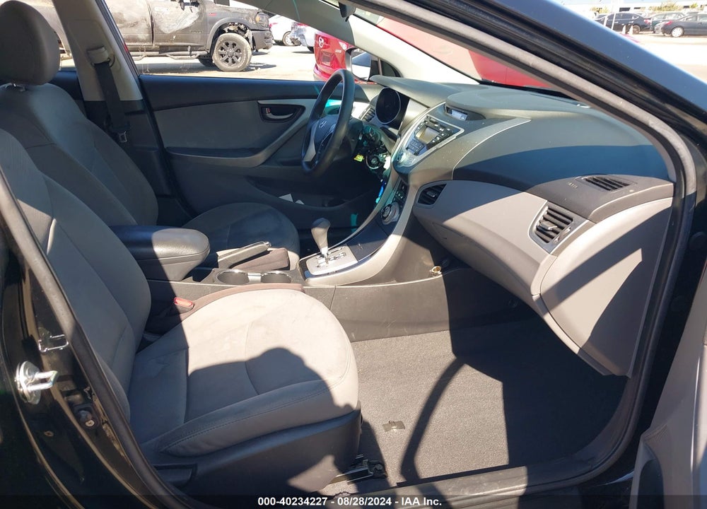 2011 HYUNDAI ELANTRA GLS VIN: 5NPDH4AE4BH036405