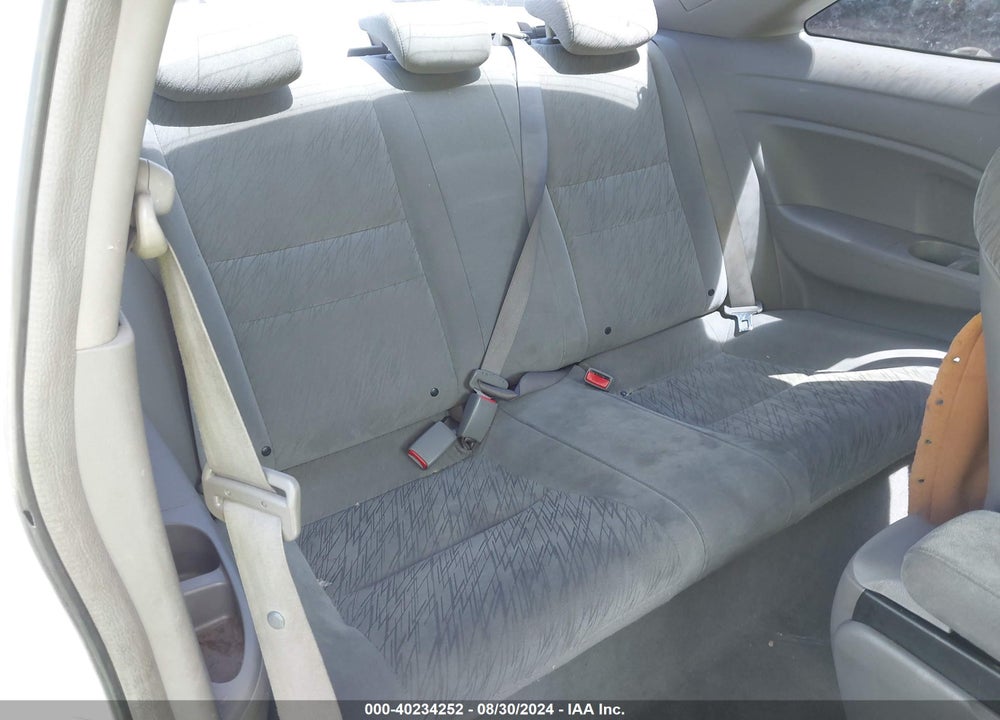 2009 HONDA CIVIC LX VIN: 2HGFG12699H510774