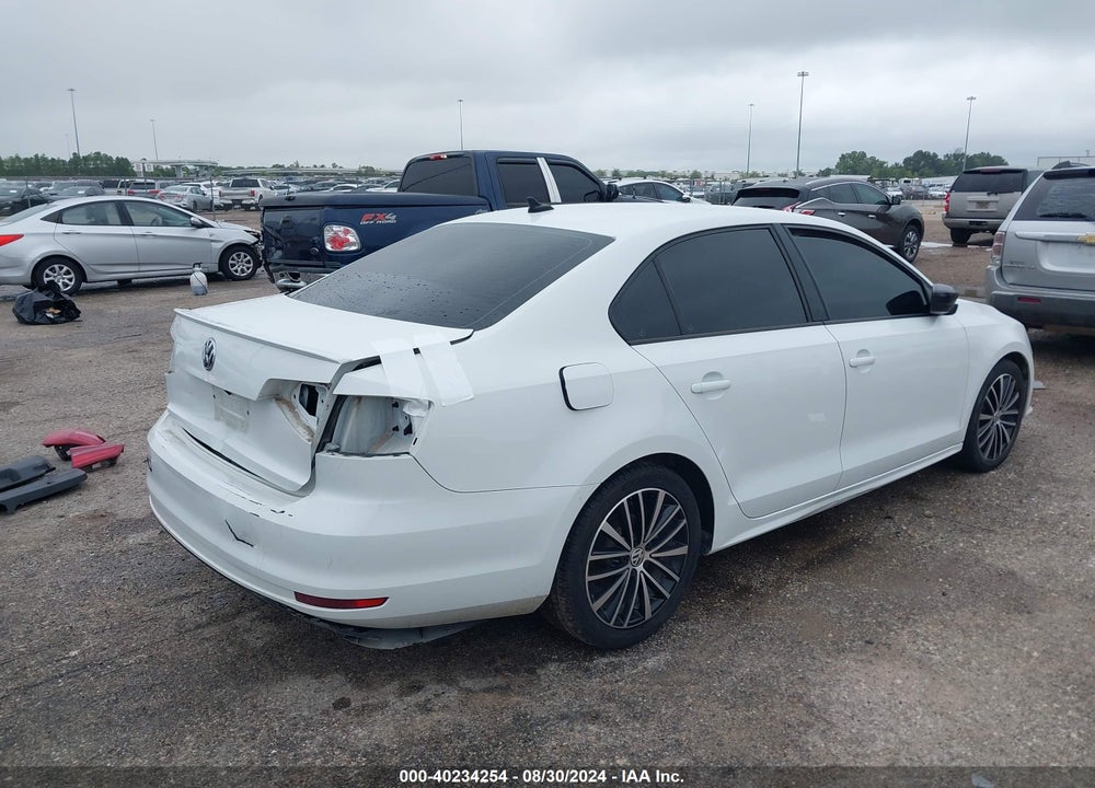 2016 VOLKSWAGEN JETTA 1.8T SPORT VIN: 3VWD17AJ7GM370347