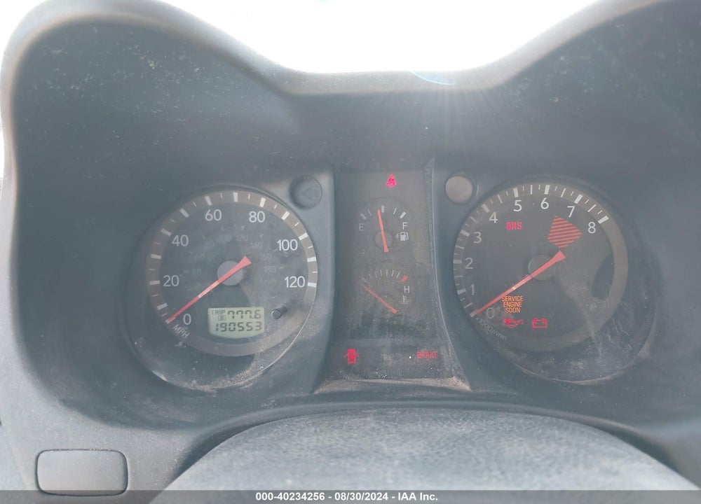 2005 MITSUBISHI OUTLANDER LS VIN: JA4LZ31F05U022081