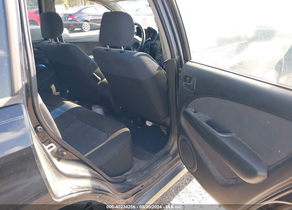 2005 MITSUBISHI OUTLANDER LS VIN: JA4LZ31F05U022081