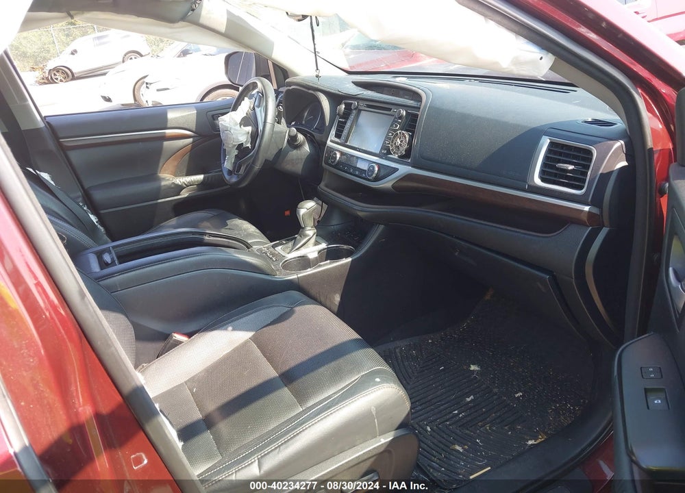 2015 TOYOTA HIGHLANDER LIMITED V6 VIN: 5TDDKRFH4FS079336