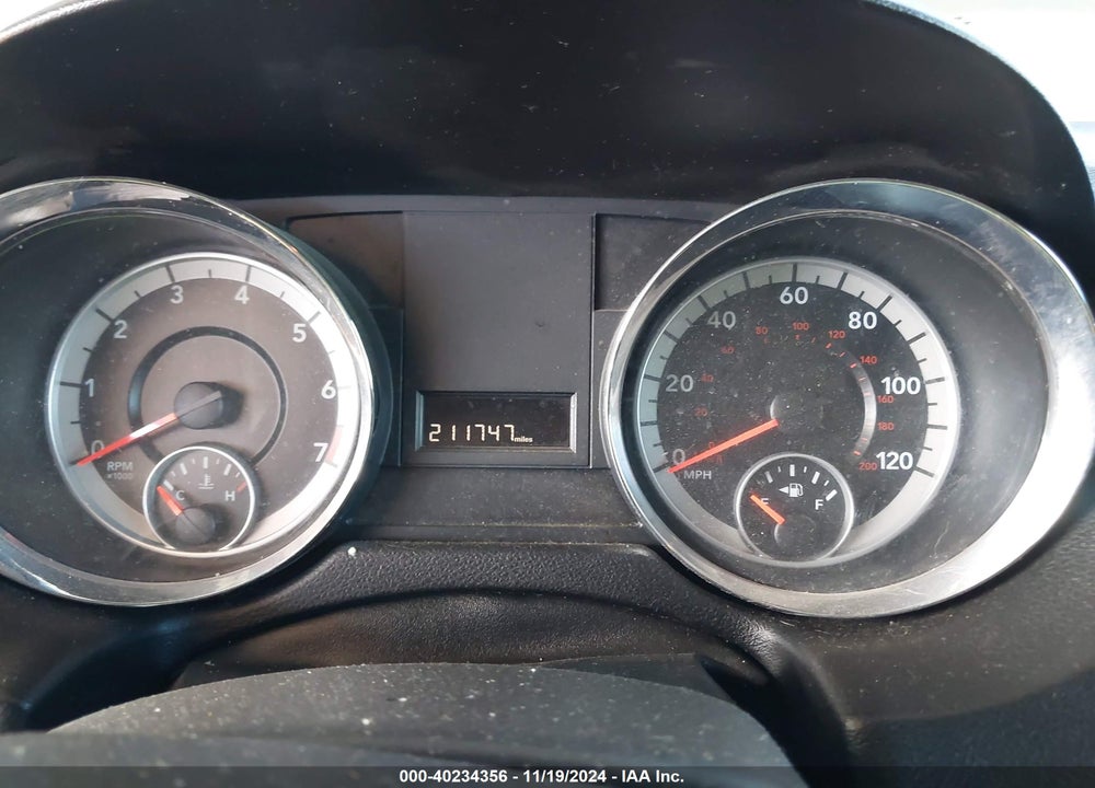 2013 DODGE GRAND CARAVAN SXT VIN: 2C4RDGCGXDR552761