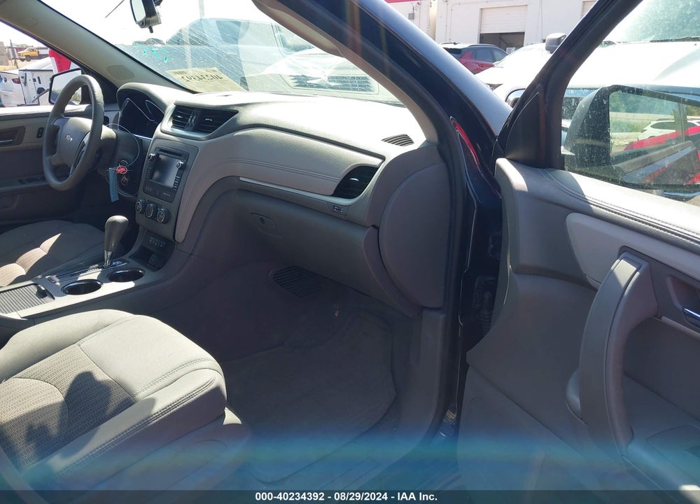 2016 CHEVROLET TRAVERSE LS VIN: 1GNKVFKD9GJ136720