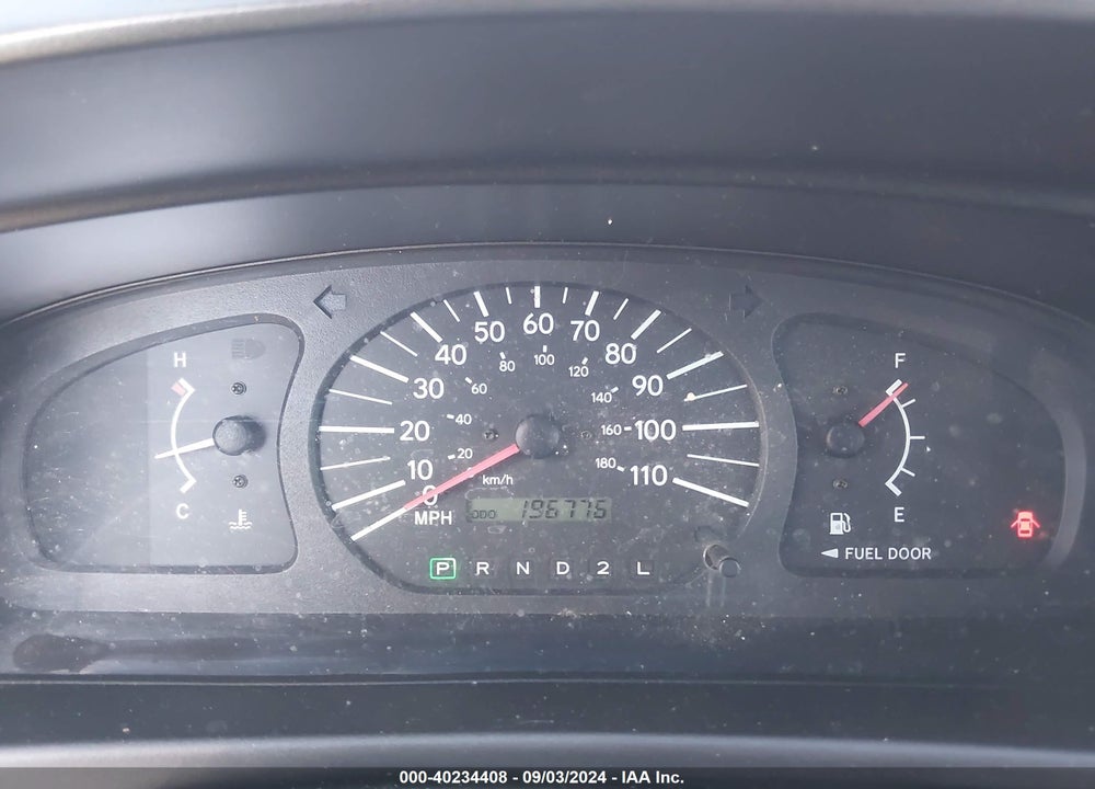 2000 TOYOTA SIENNA CE VIN: 4T3ZF19C1YU185613