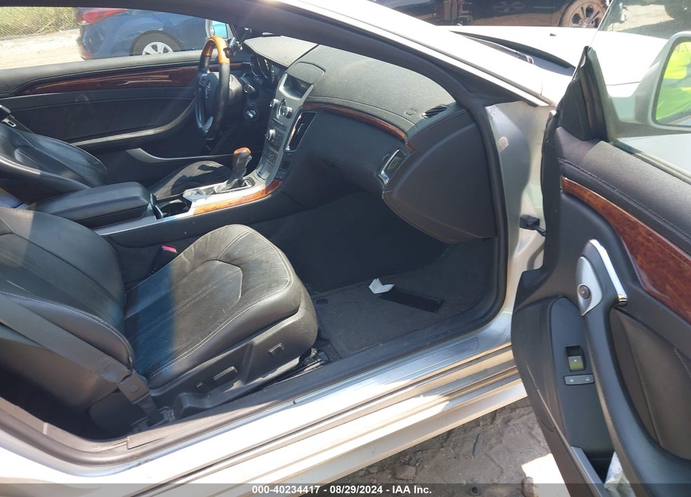 2011 CADILLAC CTS PREMIUM VIN: 1G6DS1ED3B0151739