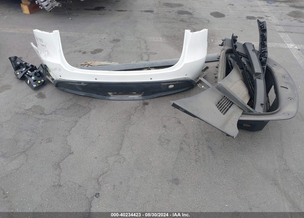 2021 TESLA MODEL Y LONG RANGE DUAL MOTOR ALL-WHEEL DRIVE VIN: 5YJYGDEE7MF062058
