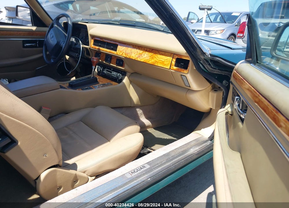 1995 JAGUAR XJS 2+2 VIN: SAJNX274XSC221632