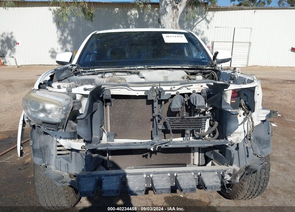 2018 TOYOTA TACOMA SR5 V6 VIN: 3TMAZ5CN3JM065163