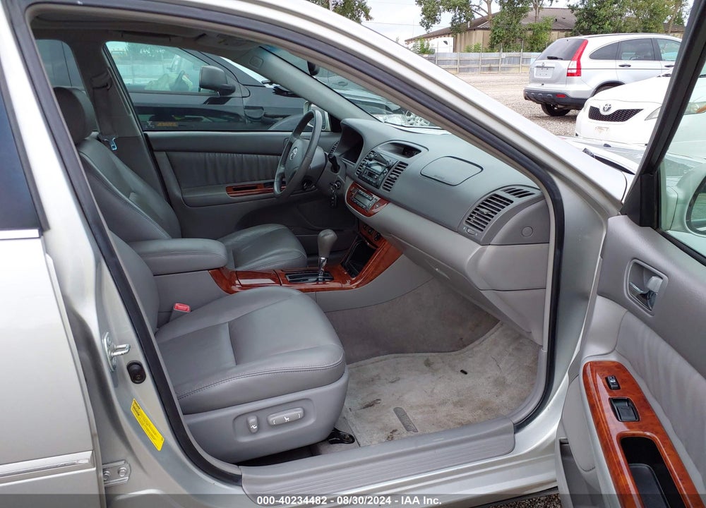 2005 TOYOTA CAMRY XLE V6 VIN: 4T1BF30K45U085348