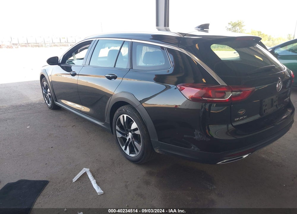 2018 BUICK REGAL TOURX ESSENCE VIN: W04GV8SX9J1135489