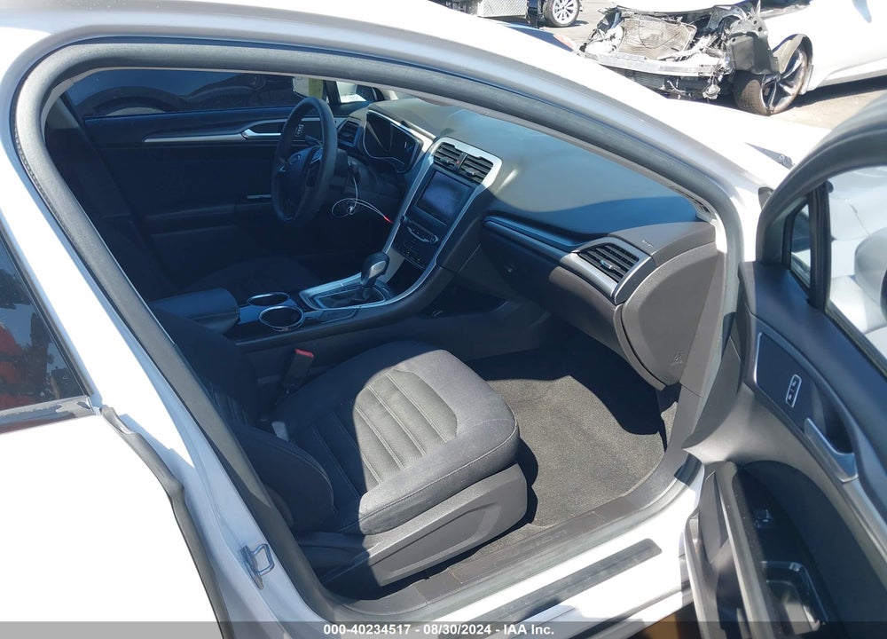 2013 FORD FUSION SE VIN: 3FA6P0HR9DR388365