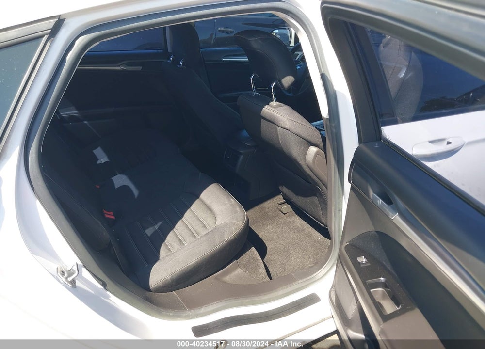 2013 FORD FUSION SE VIN: 3FA6P0HR9DR388365