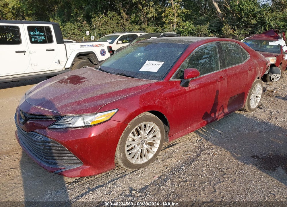 2018 TOYOTA CAMRY XLE VIN: 4T1B11HK2JU576759