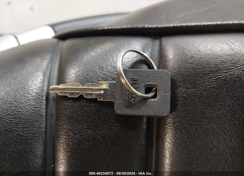 2022 HARLEY-DAVIDSON XL883 N VIN: 1HD4LE211NB417018