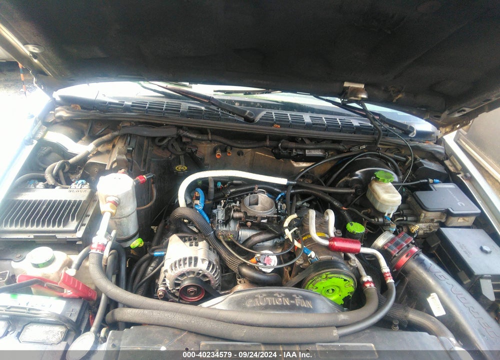 2000 GMC JIMMY SLE VIN: 1GKDT13WXY2255693