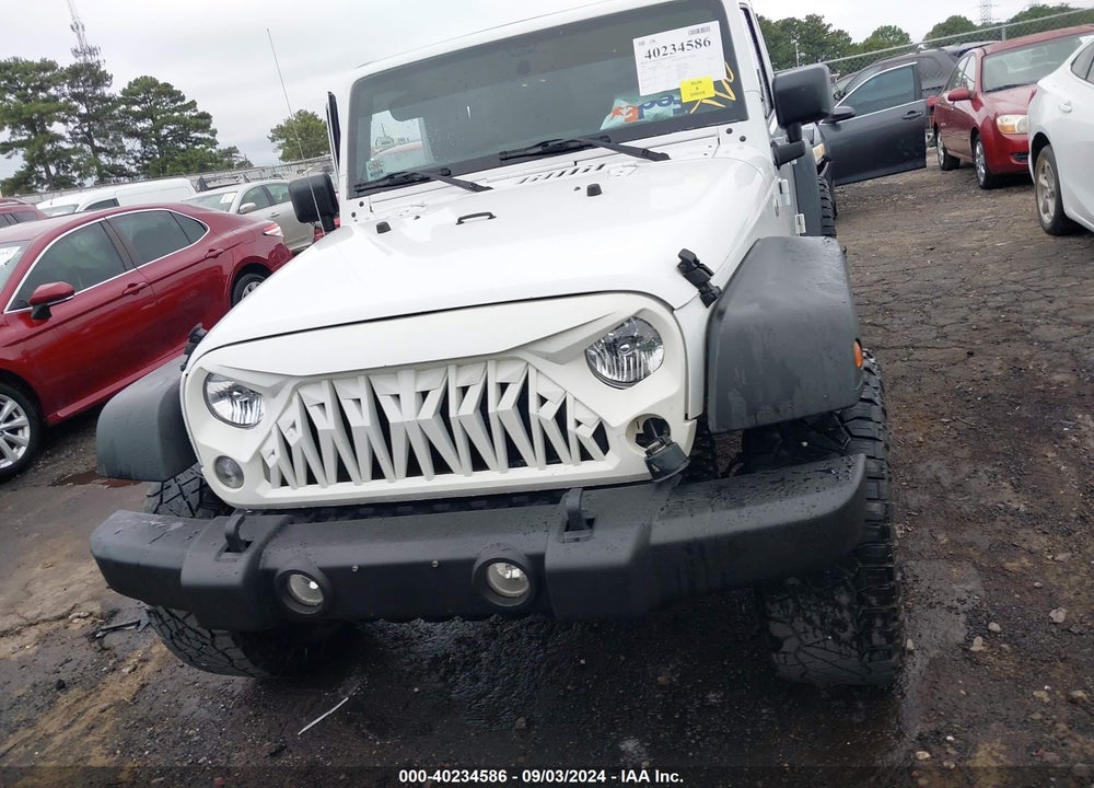 2016 JEEP WRANGLER UNLIMITED SPORT VIN: 1C4BJWDG8GL170132
