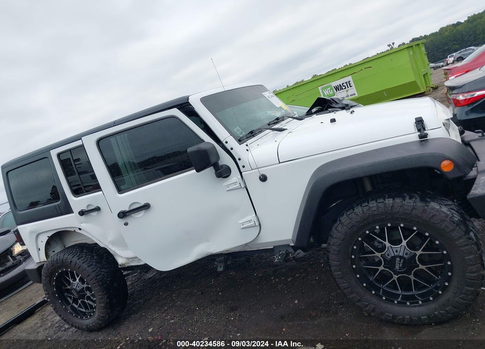 2016 JEEP WRANGLER UNLIMITED SPORT VIN: 1C4BJWDG8GL170132