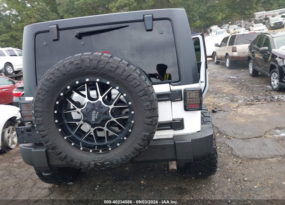 2016 JEEP WRANGLER UNLIMITED SPORT VIN: 1C4BJWDG8GL170132