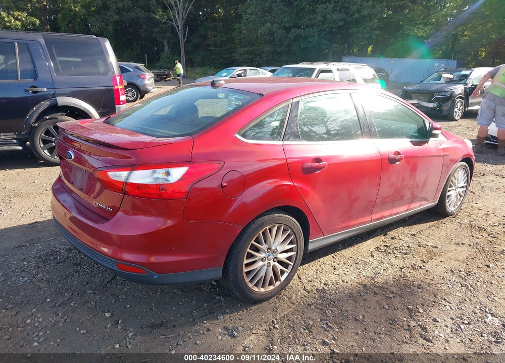 2013 FORD FOCUS TITANIUM VIN: 1FADP3J2XDL230167