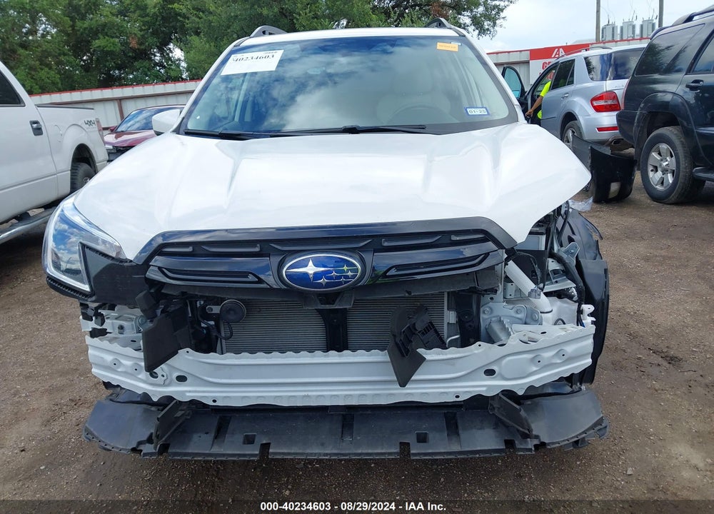 2023 SUBARU FORESTER PREMIUM VIN: JF2SKAEC9PH422129