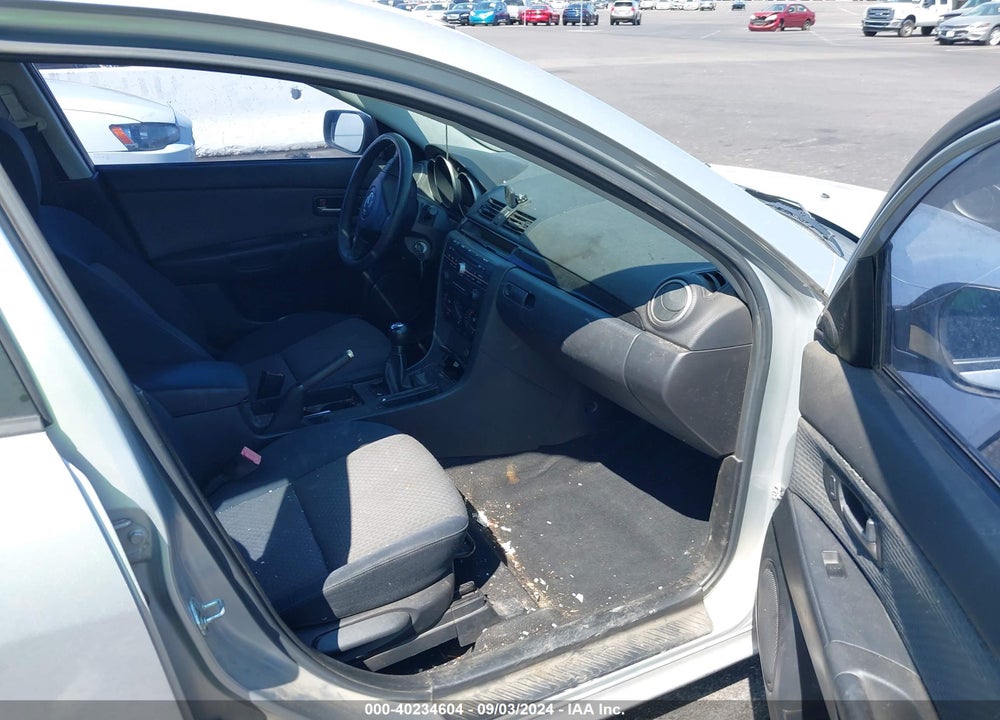 2005 MAZDA 3 I VIN: JM1BK12F351258587