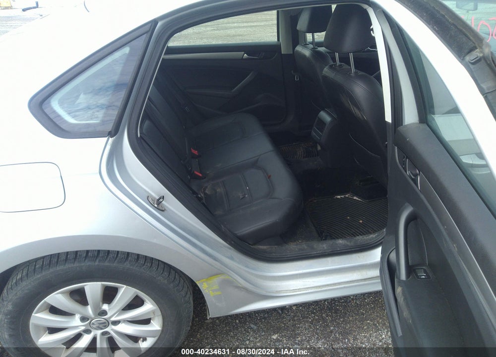 2014 VOLKSWAGEN PASSAT 2.5L WOLFSBURG EDITION VIN: 1VWAH7A37EC002121