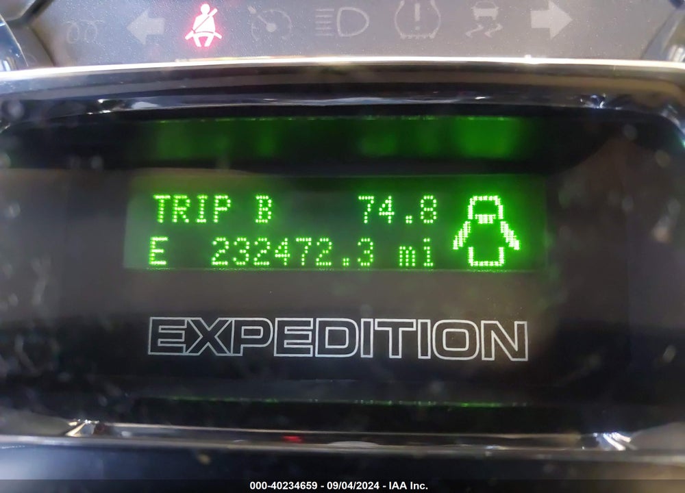 2010 FORD EXPEDITION EDDIE BAUER/KING RANCH VIN: 1FMJU1J58AEA71052