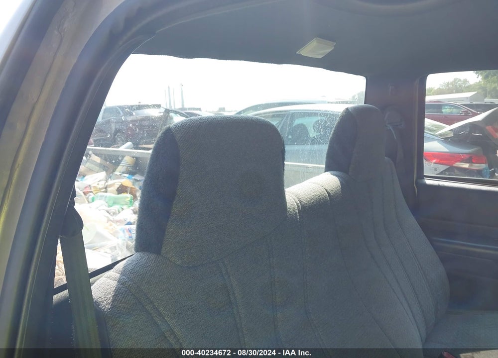 2002 CHEVROLET S-10 VIN: 1GCCS145428136512