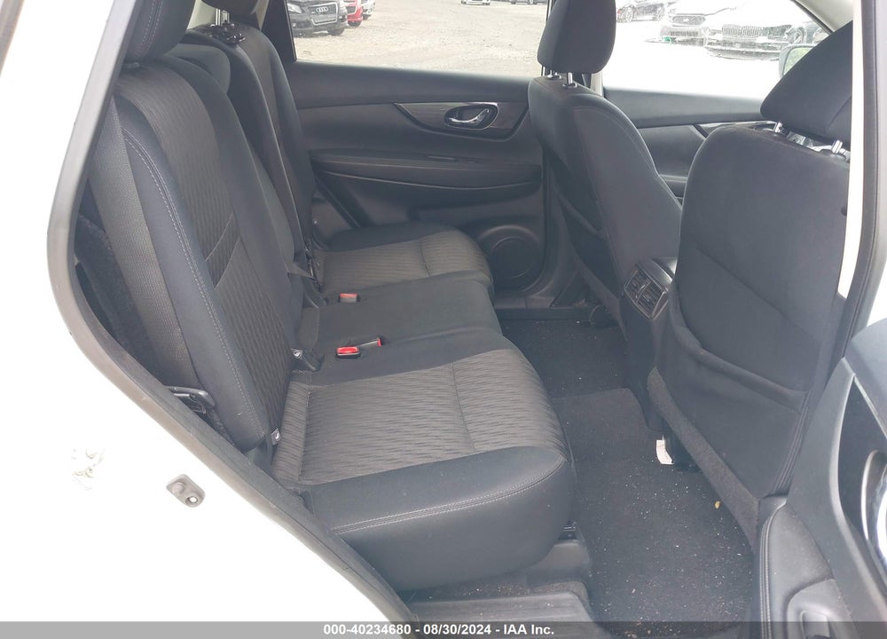 2018 NISSAN ROGUE SV VIN: 5N1AT2MV8JC714869