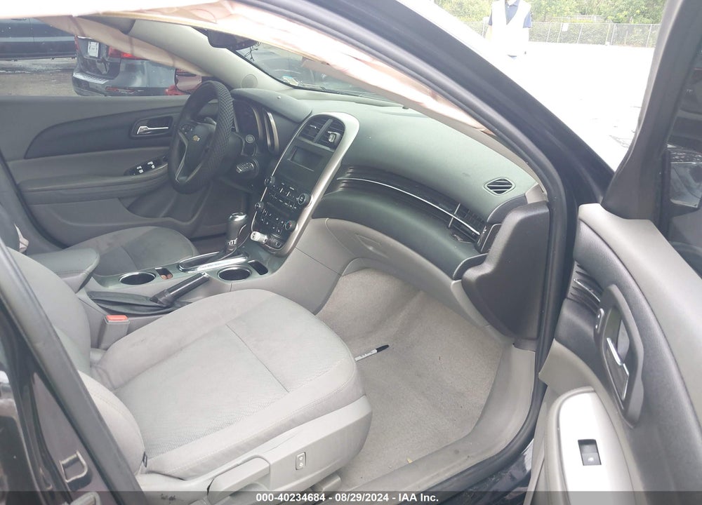 2015 CHEVROLET MALIBU LS VIN: 1G11B5SL0FF142348